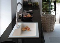 Marmorin AKO 800 Metalik Siyah P_Z_001_11_0800_030512 Granit Evye 1 Gözlü Damlalıklı - Marmorin (1)